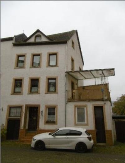 Foto Wohnhaus Ludwigstraße 2 56841 Traben-Trarbach (002) (c) Pfarrbüro Mittlere Mosel Foto Wohnhaus Ludwigstraße 2 56841 Traben-Trarbach (002)